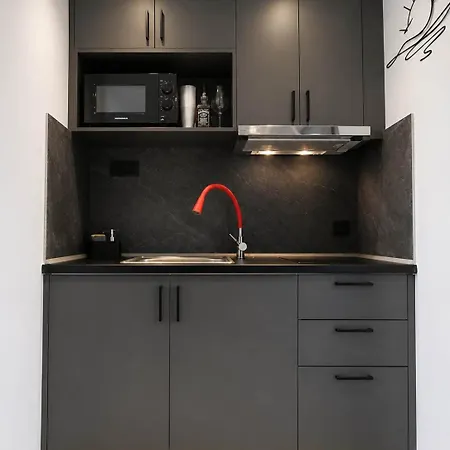 - Modern Living With Garden Retreat * Эпаноми